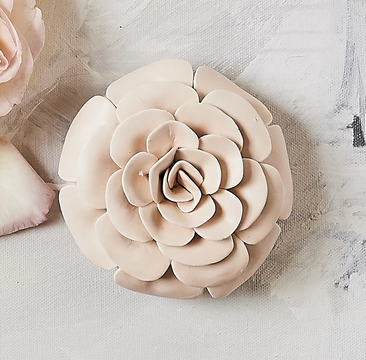 Essentials Collection, Coconut Milk Mango Ceramic Flower